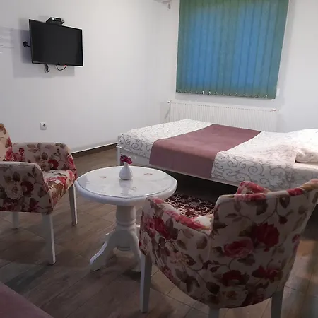 Sobe I Apartmani Kety Kragujevac Exterior photo