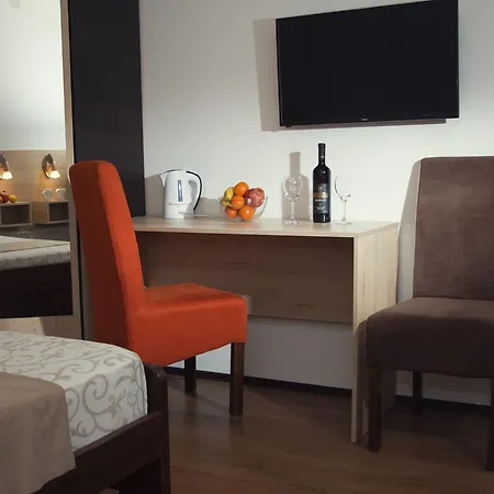 Sobe I Apartmani Kety Kragujevac Exterior photo