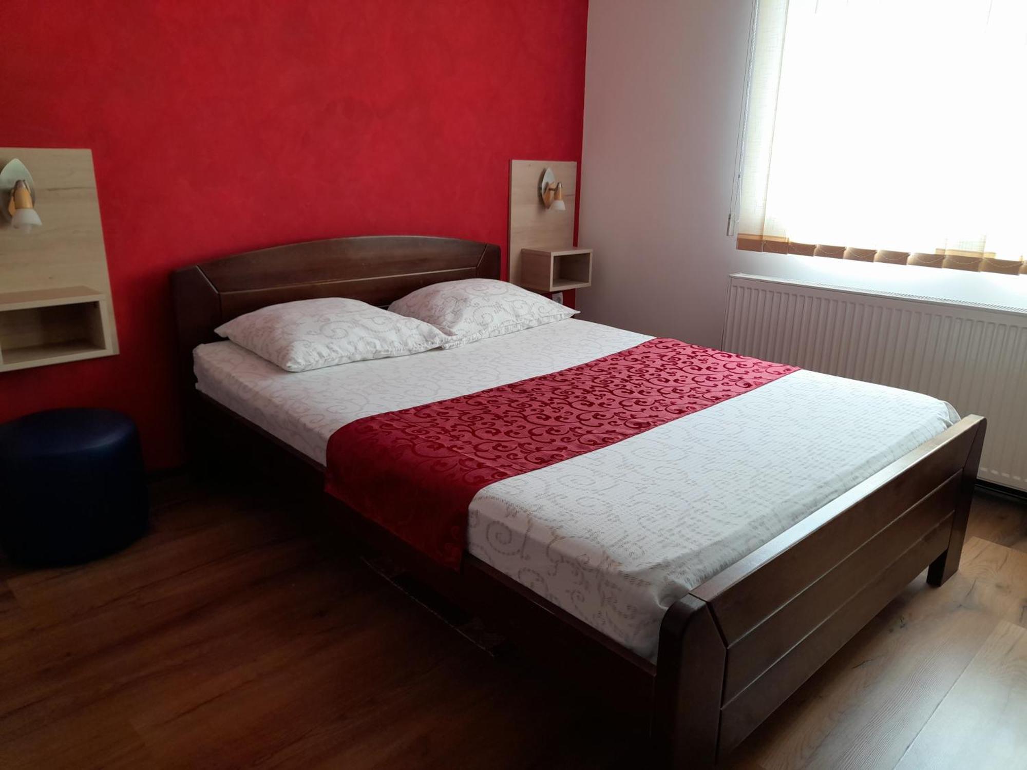 Sobe I Kety Apartment Kragujevac