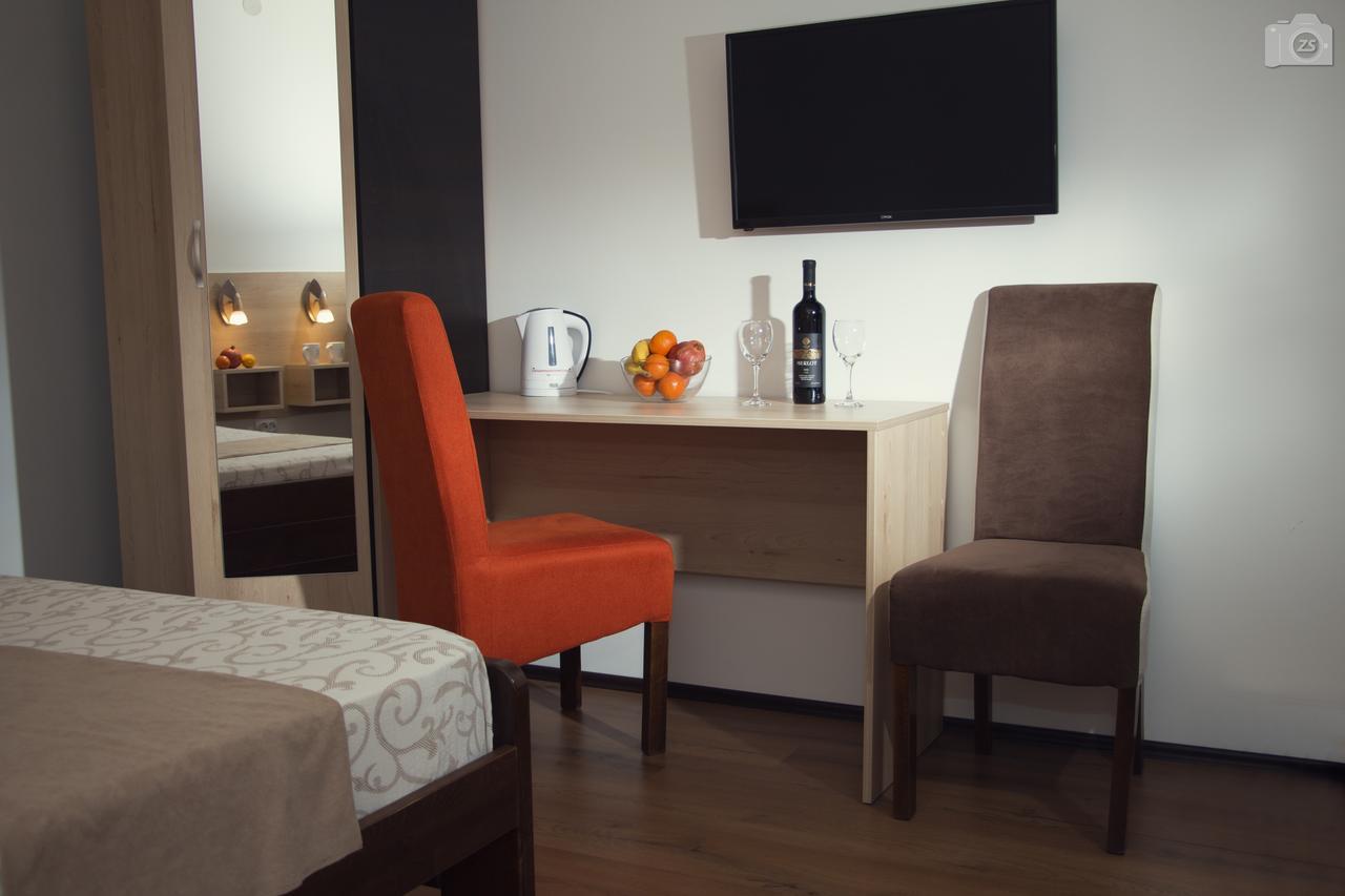 Apartment Sobe I Kety